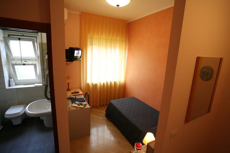 Hotel Fiera Congressi Milano Eksteriør bilde